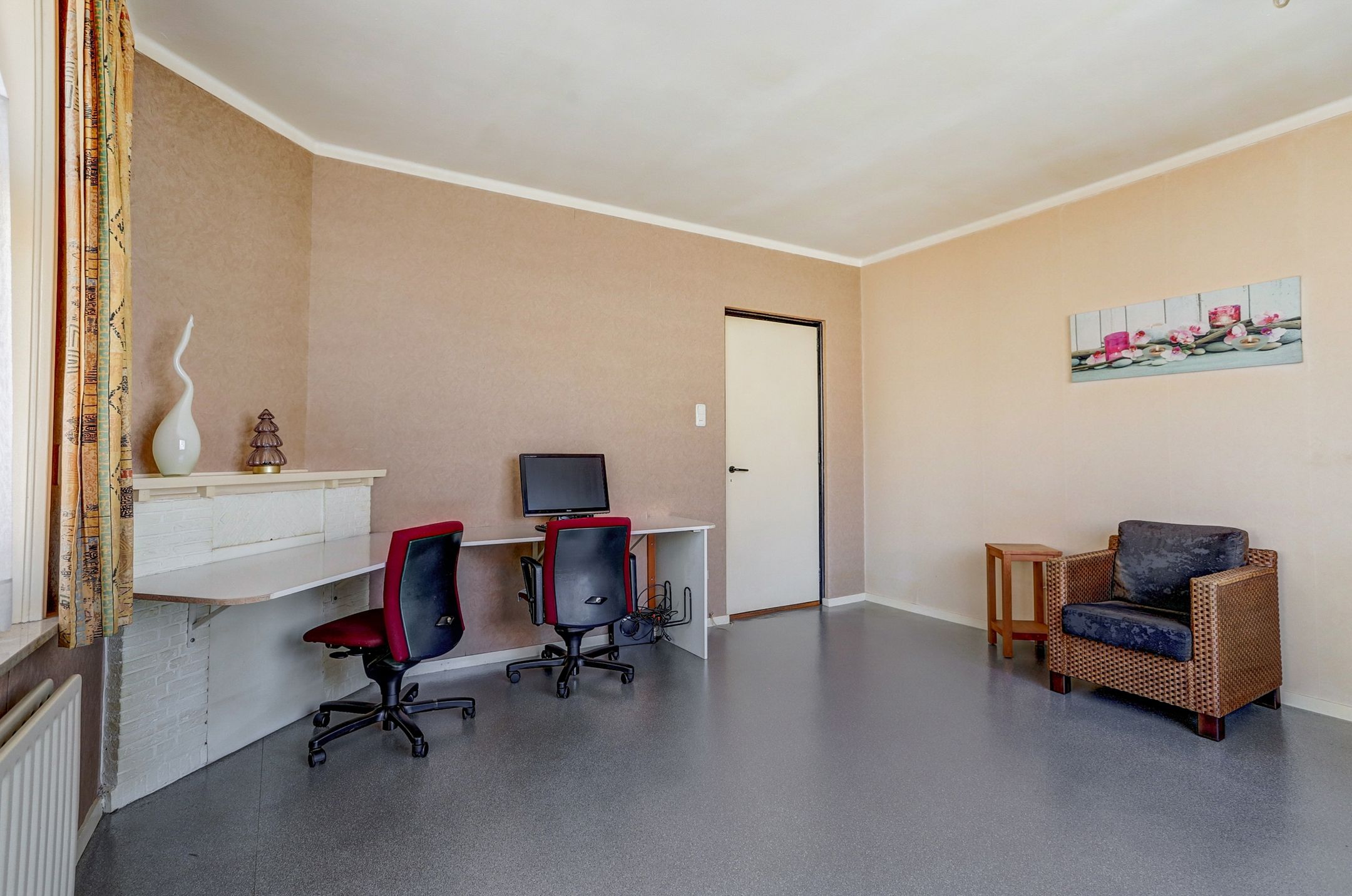 Photo 21 of Sint Odulphusstraat 11