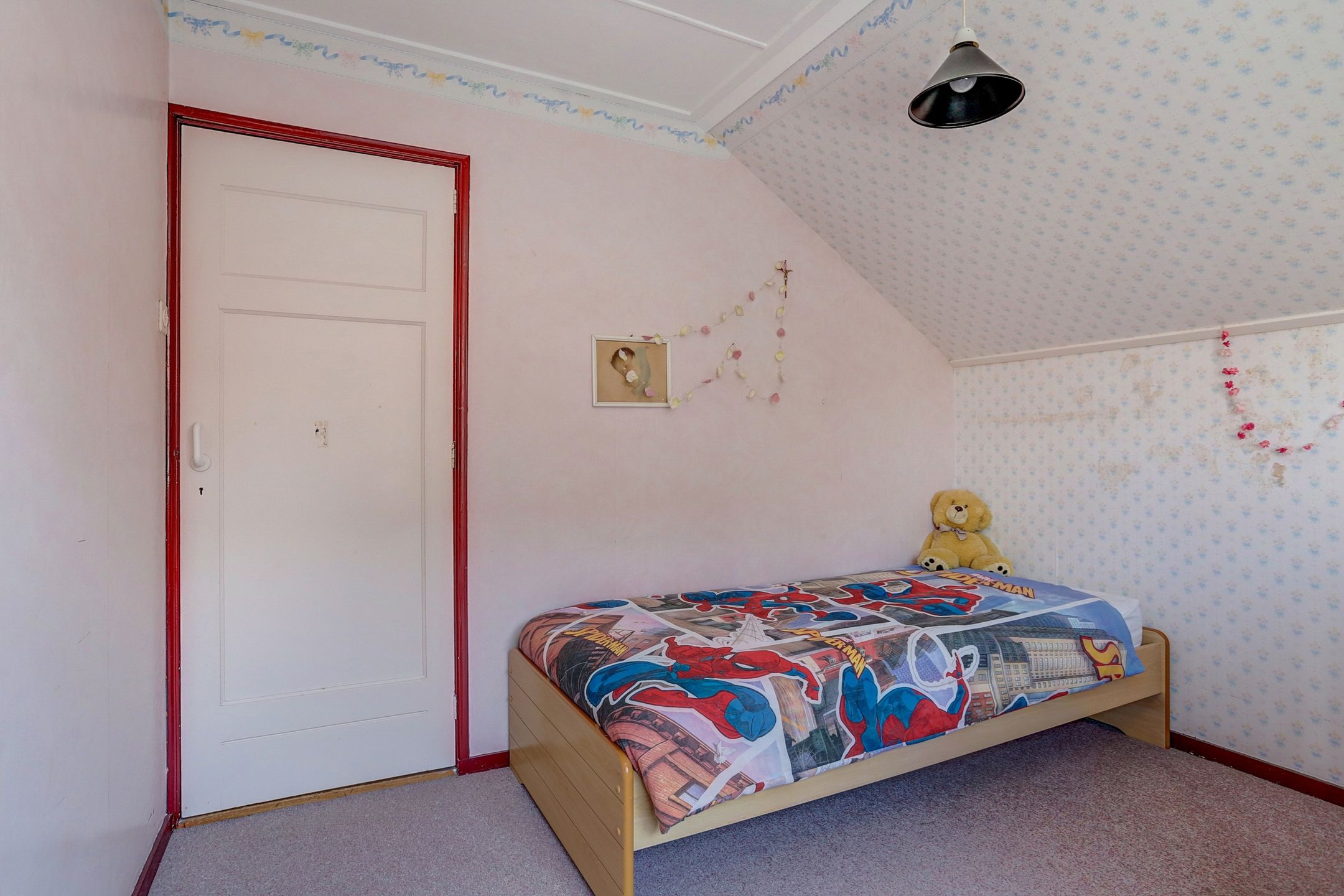 Photo 30 of Sint Odulphusstraat 11