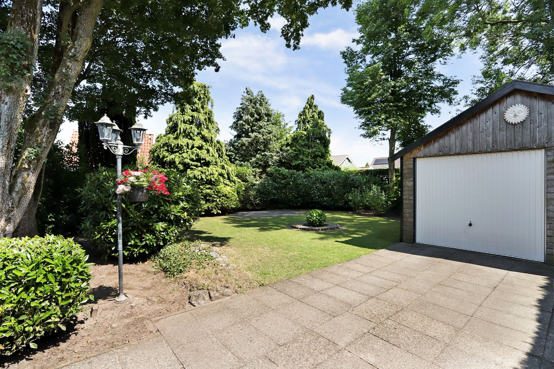 Photo 36 of Sint Odulphusstraat 11