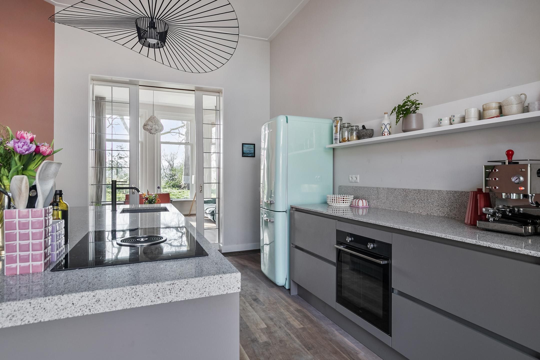 Foto 15 van 2e Ebbingestraat 6