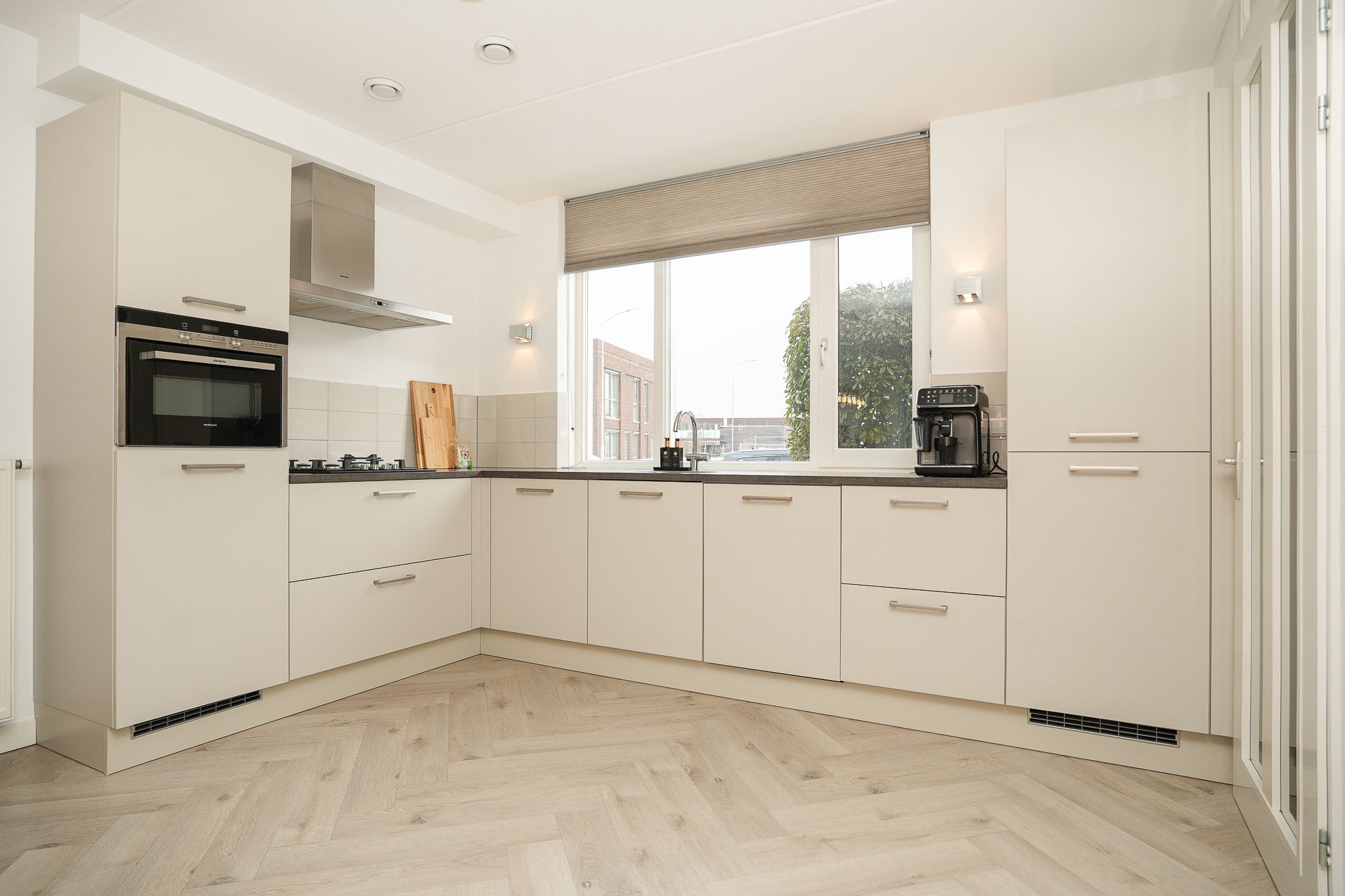 Photo 9 of Fiep Westendorplaan 84