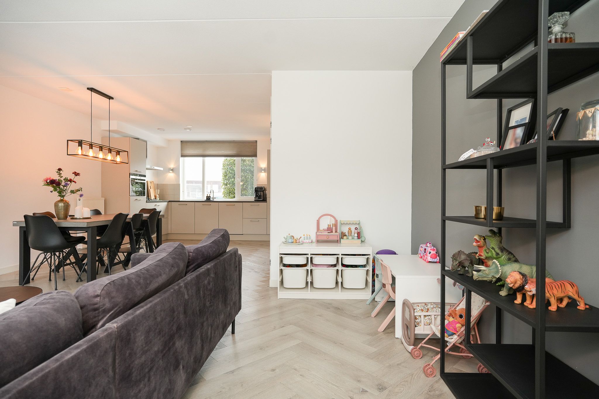 Photo 15 of Fiep Westendorplaan 84