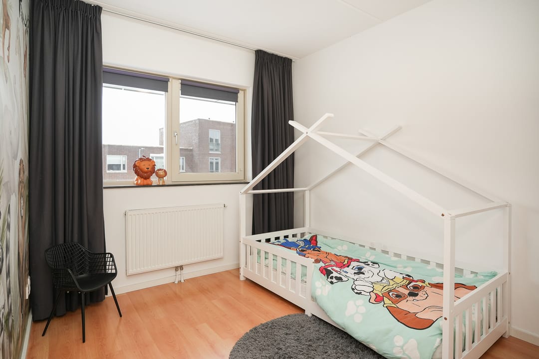 Photo 17 of Fiep Westendorplaan 84