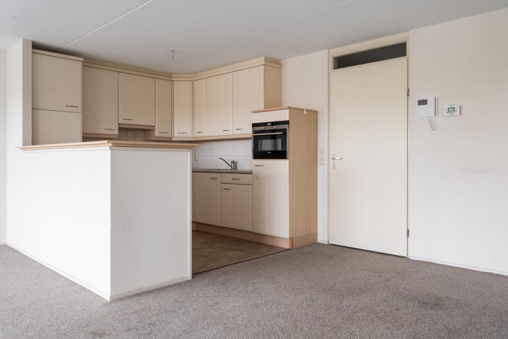 Photo 4 of Bilderdijkplein 17-11