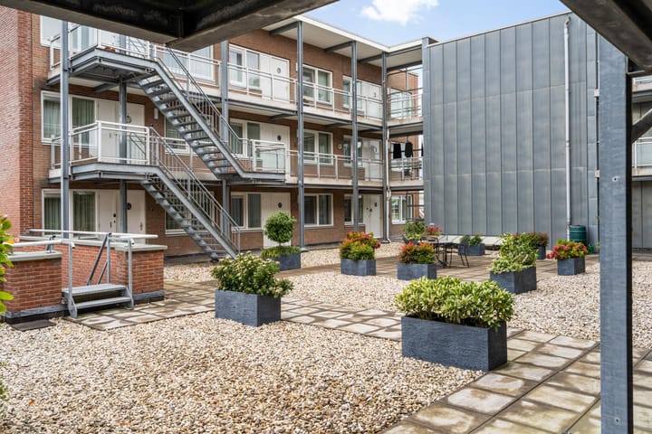 Photo 3 of Bilderdijkplein 17-11