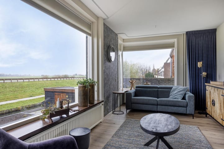 Photo 5 of Korenbloem 24