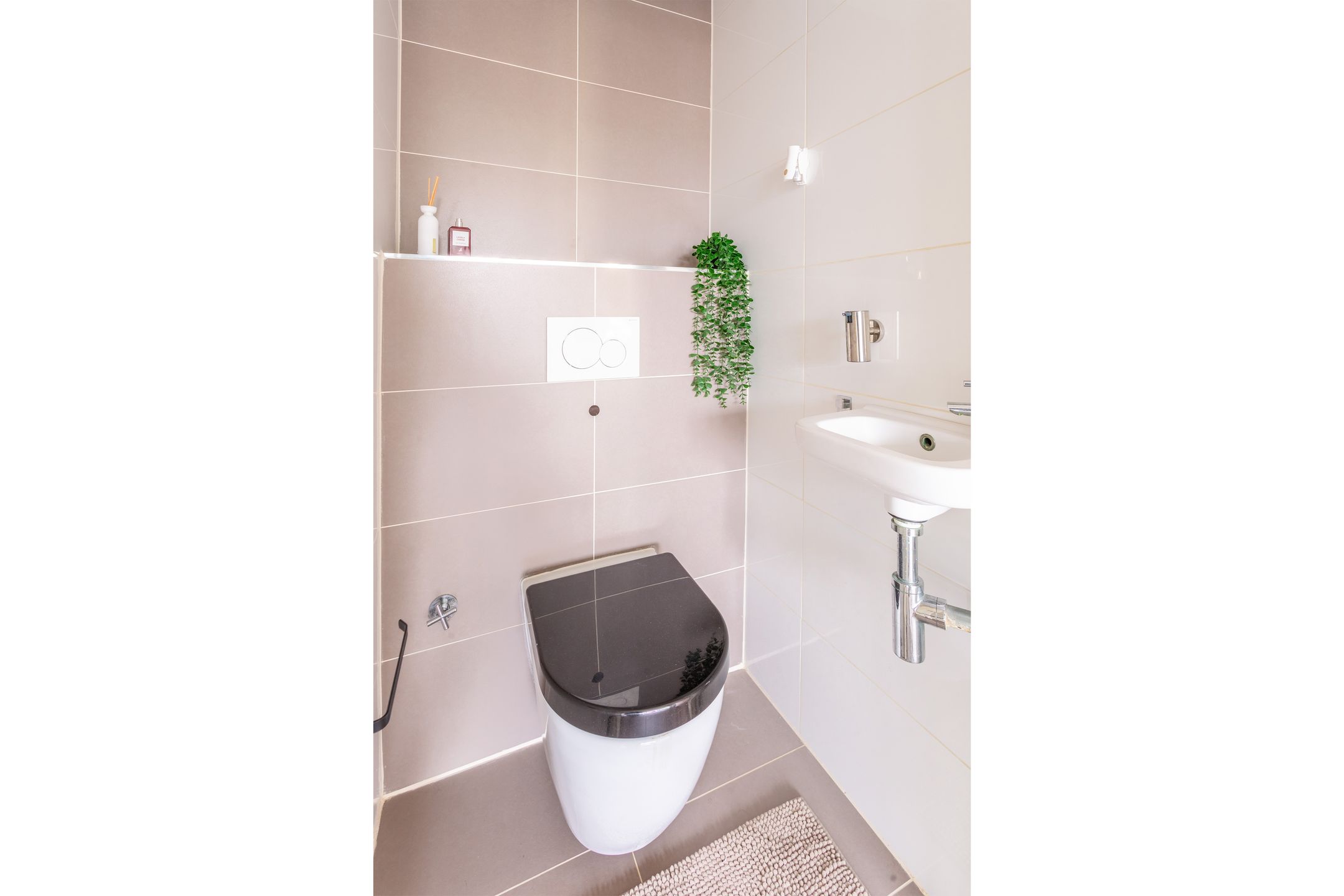 Photo 12 of Eekhoornrade 6