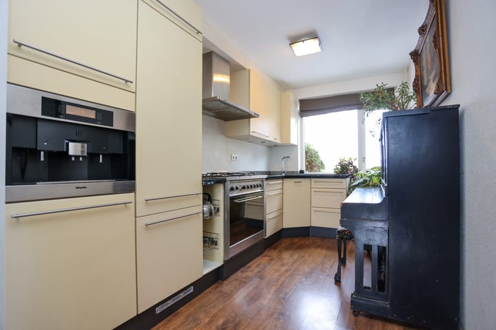 Foto 12 van Paulus Potterstraat 6