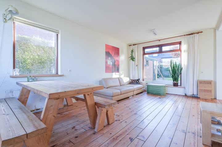 Photo 10 of De Ruyterlaan 34