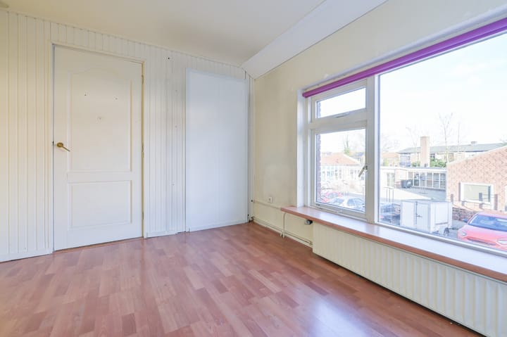 Photo 23 of De Ruyterlaan 34