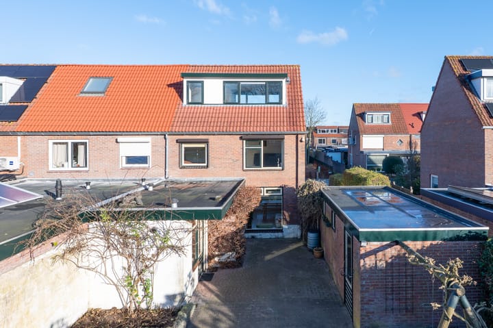 Photo 33 of De Ruyterlaan 34