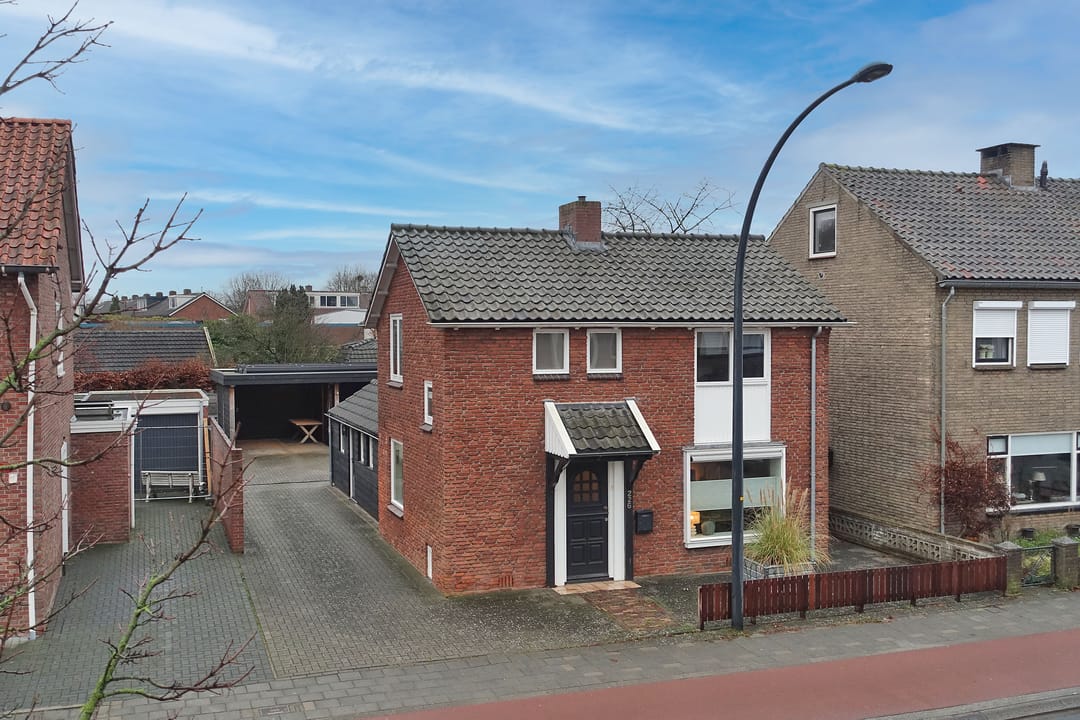 Foto 38 van Deurningerstraat 226