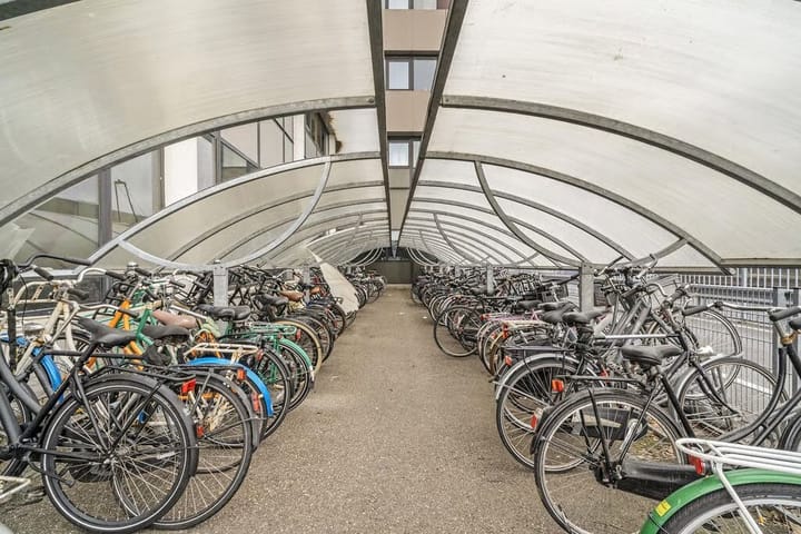 Photo 16 of Willem de Zwijgerlaan 334-E5