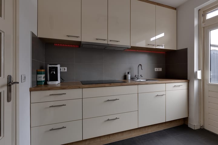 Foto 13 van Montgomerystraat 11