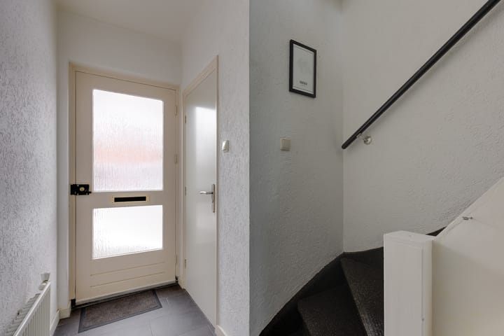 Foto 16 van Montgomerystraat 11