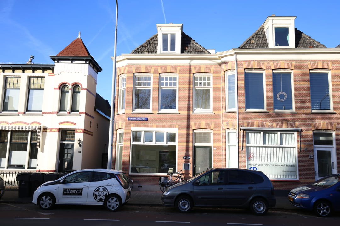 Foto 1 van Kennemerstraatweg 30-B