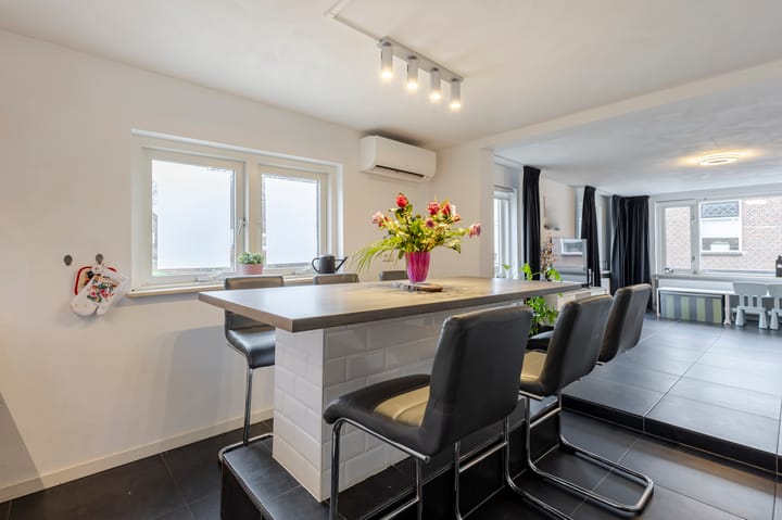 Foto 17 van Rijksweg 48