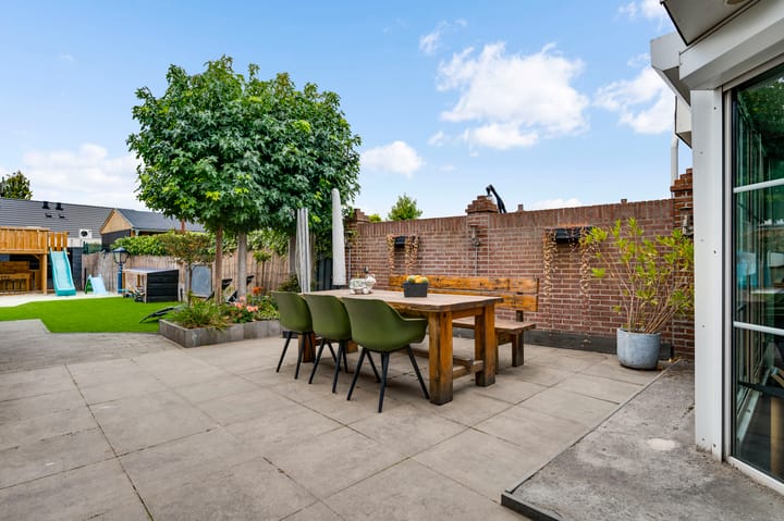 Foto 27 van Hobusstraat 9