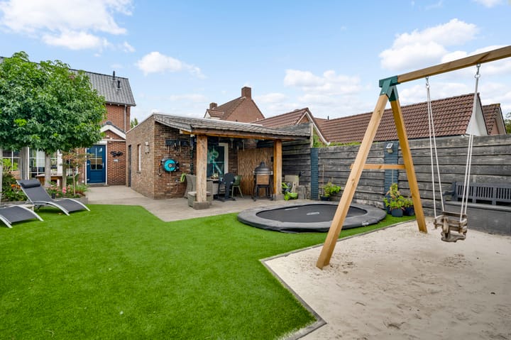 Foto 31 van Hobusstraat 9