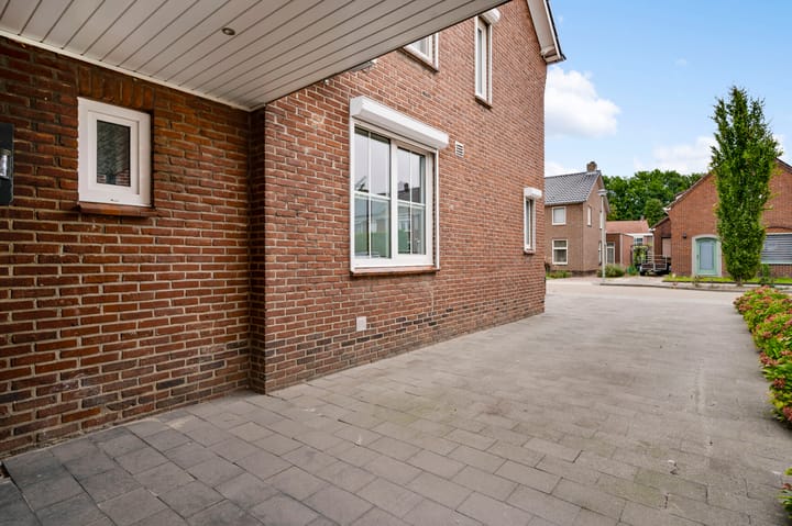 Foto 38 van Hobusstraat 9