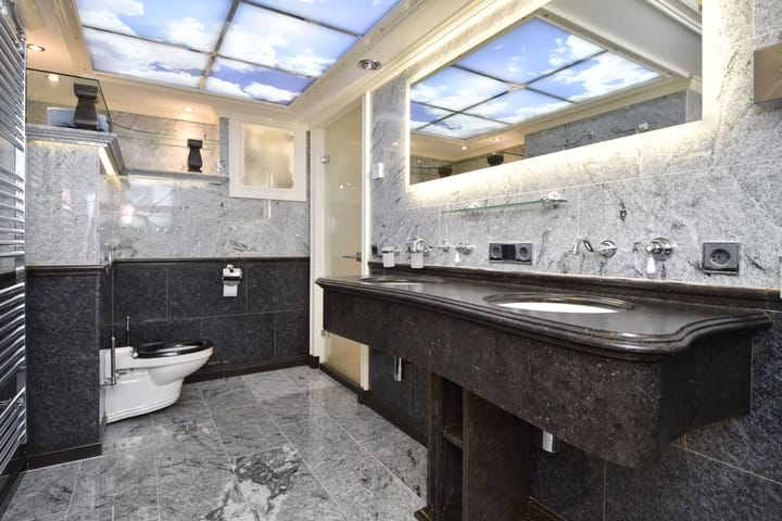 Foto 46 van Van Brederodestraat 83