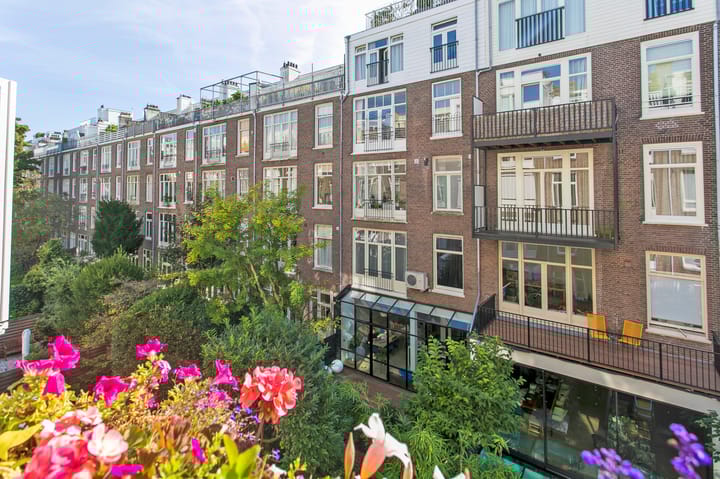 Foto 46 van Valeriusstraat 235-2