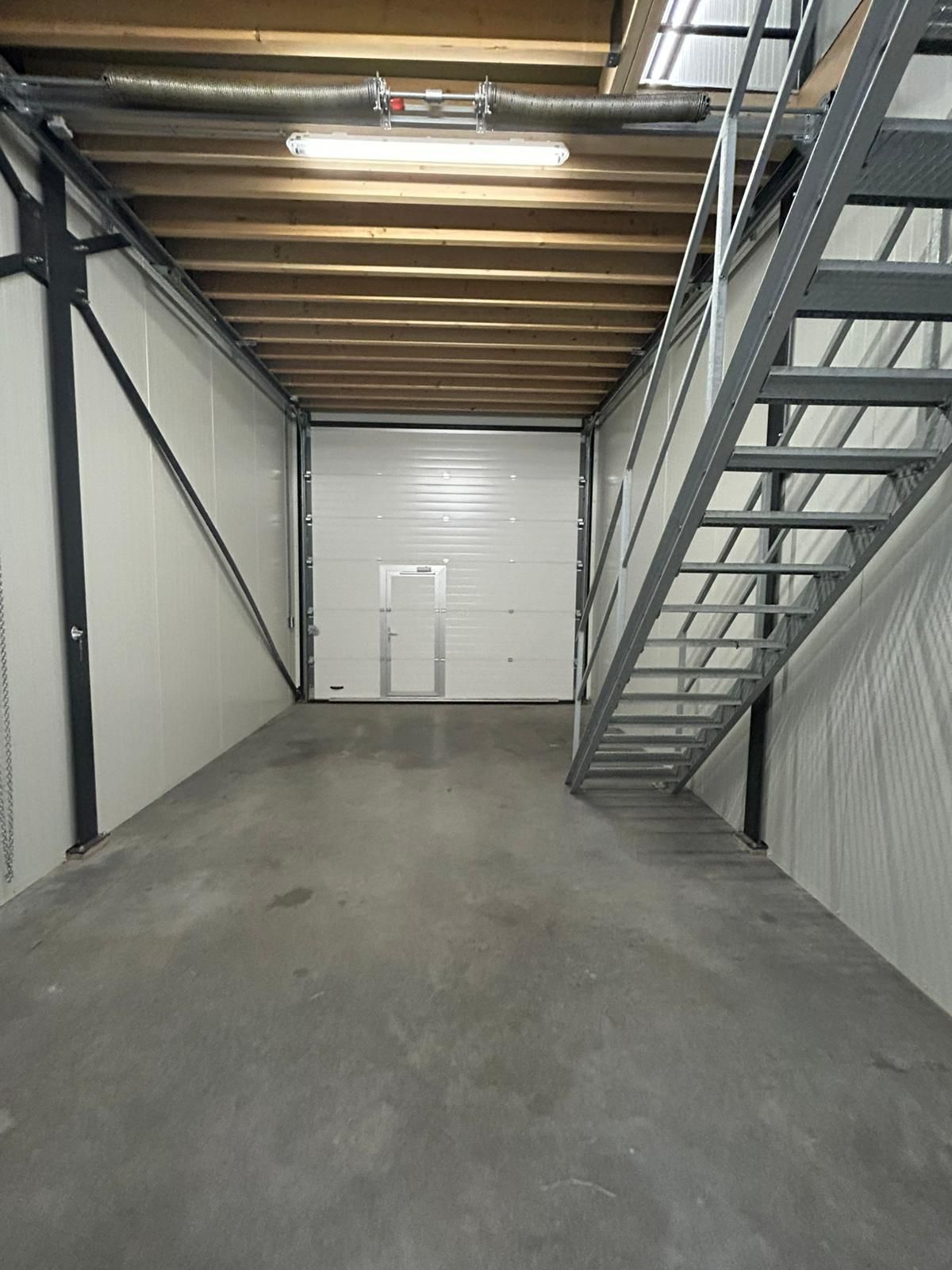 Bekijk foto 4 van Transportweg 61