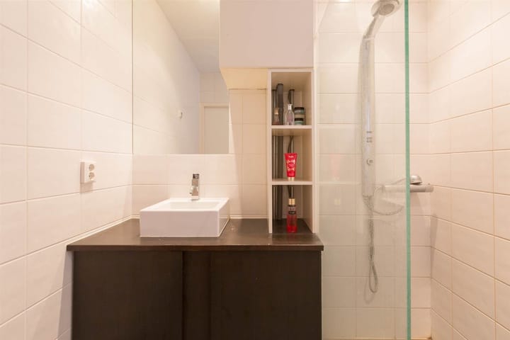 Photo 10 of Koninginneweg 57-A