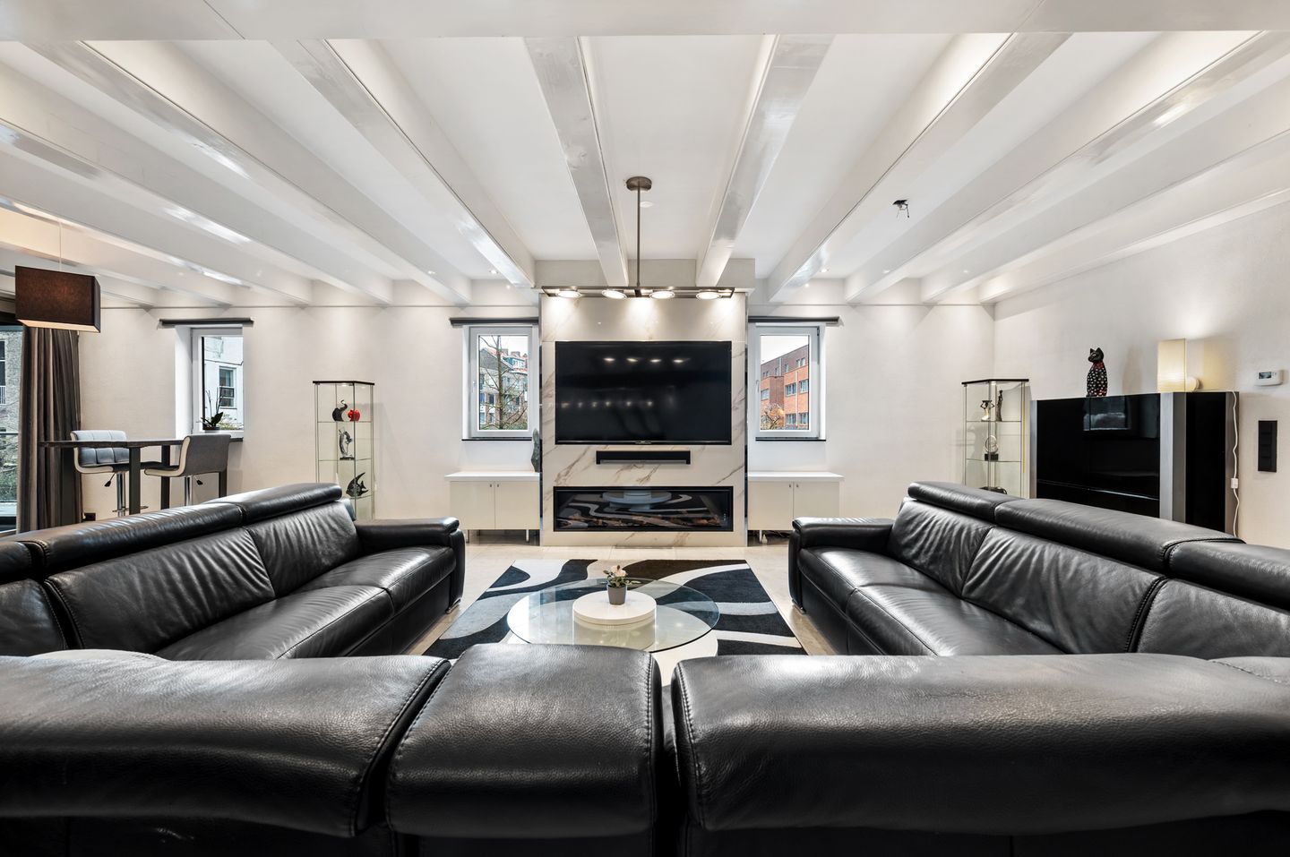 Foto 1 van Rustenburg 15