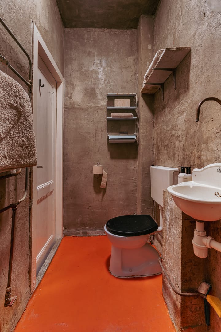 Photo 19 of Nassaukade 7-3