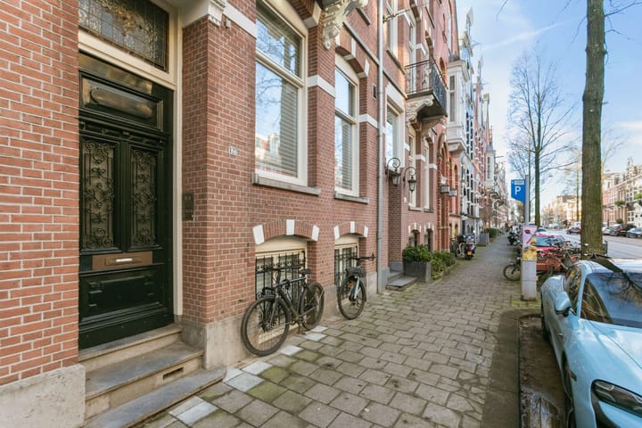 Photo 39 of Willemsparkweg 125-B