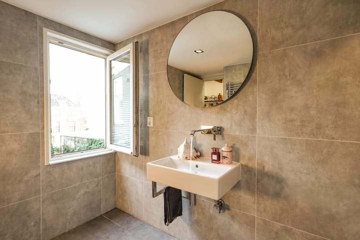 Foto 31 van Molenstraat 21-B