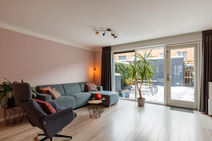 Foto 9 van Anna van Burendreef 47