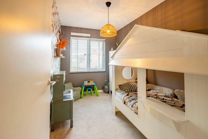 Photo 18 of Oversteek 3