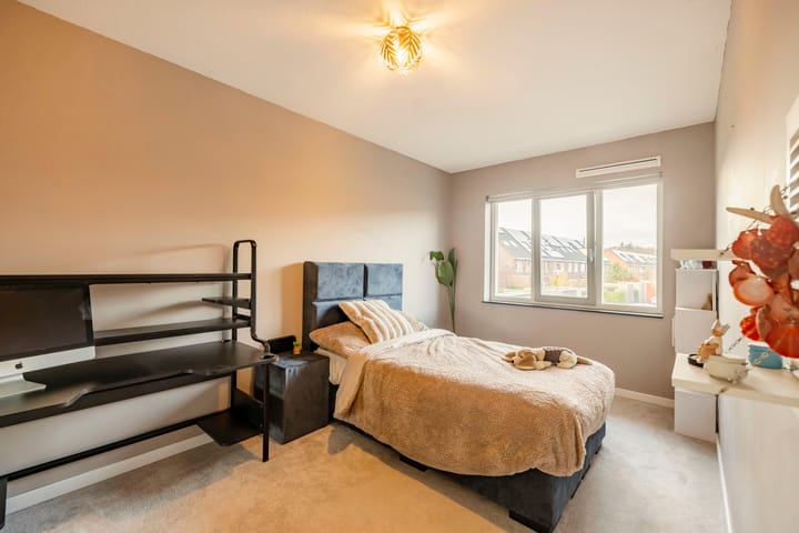 Photo 16 of Oversteek 3