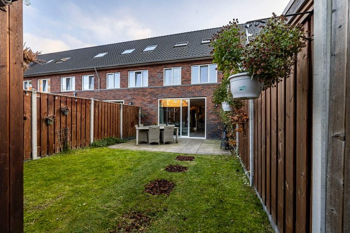 Photo 29 of Oversteek 3