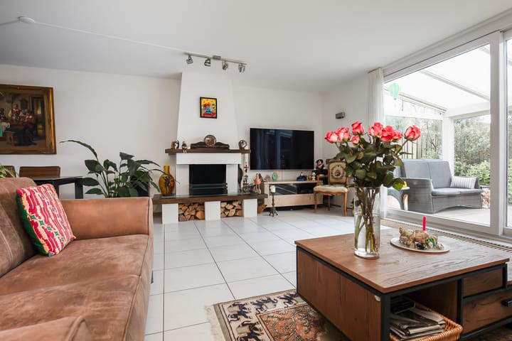 Foto 12 van Taniaburg 36