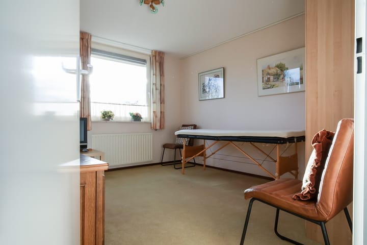 Foto 20 van Taniaburg 36