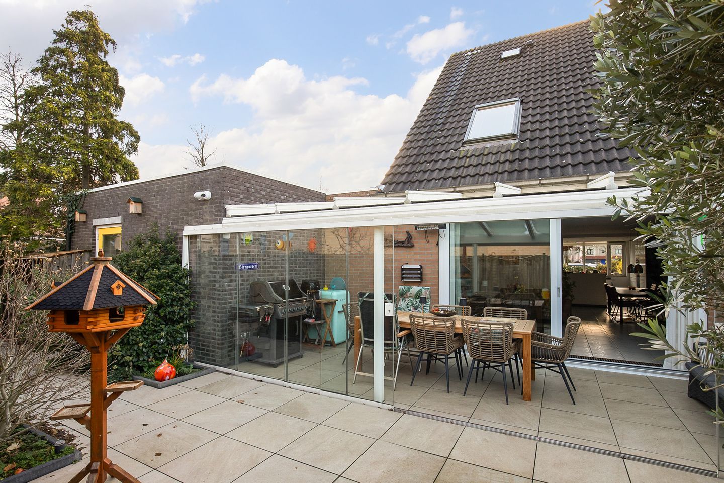 Foto 4 van Taniaburg 36