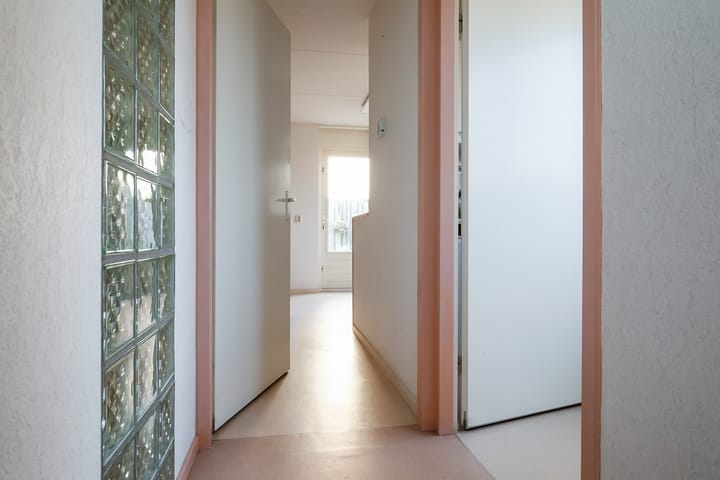 Foto 34 van Taniaburg 36