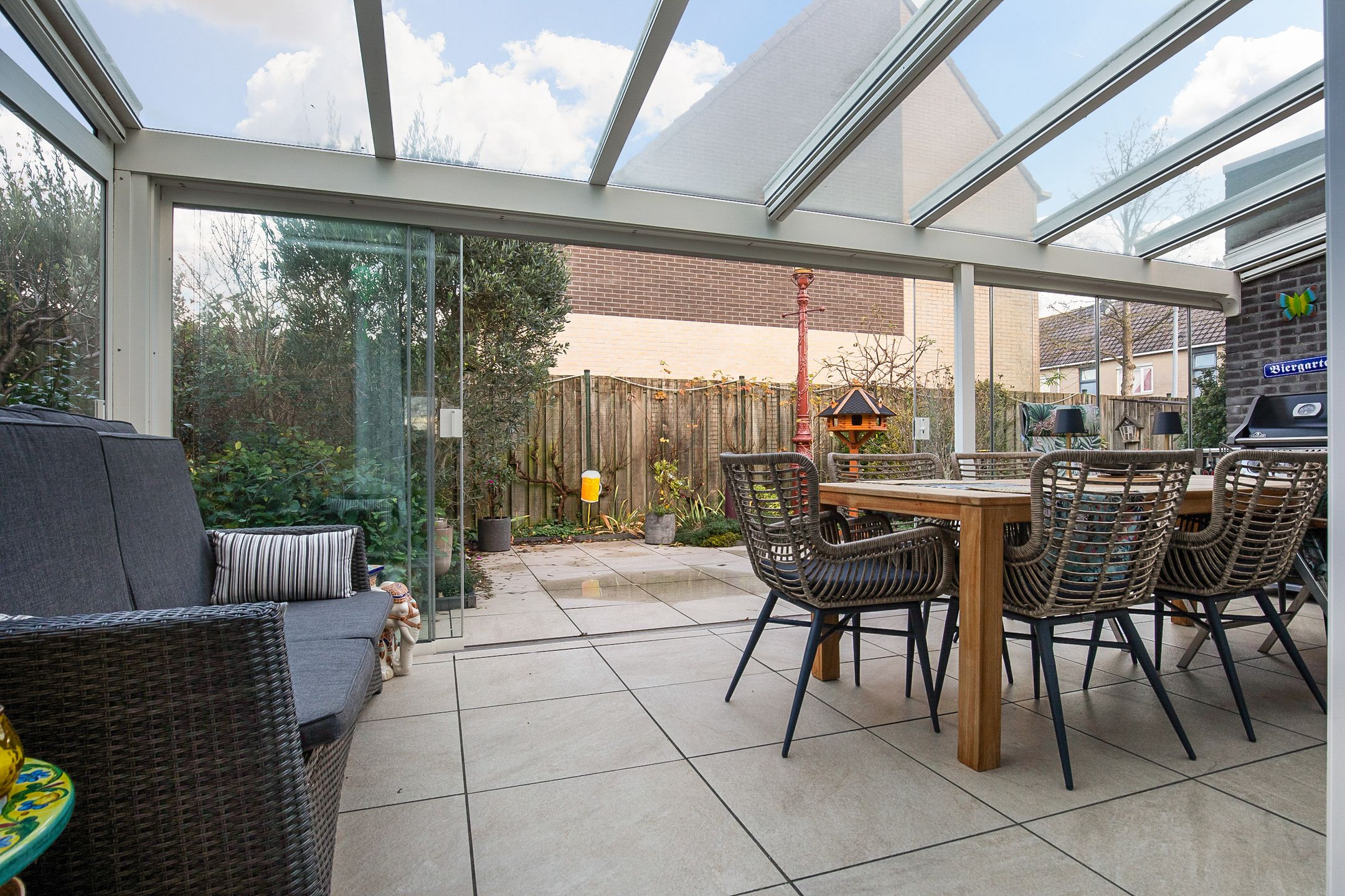 Foto 39 van Taniaburg 36