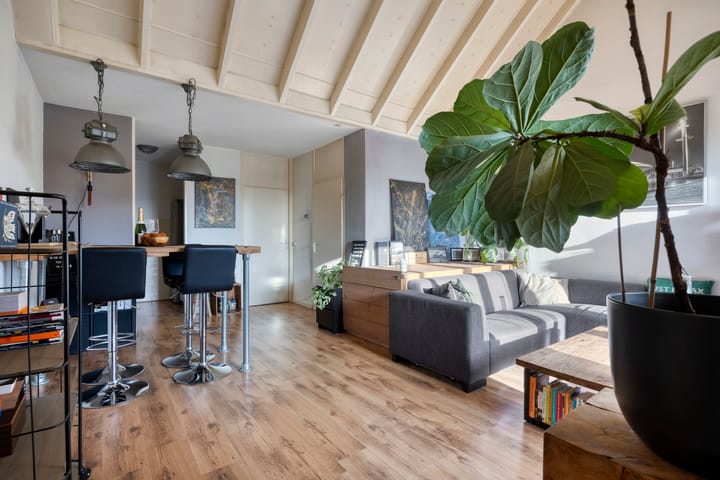 Foto 7 van Pleintjes 251