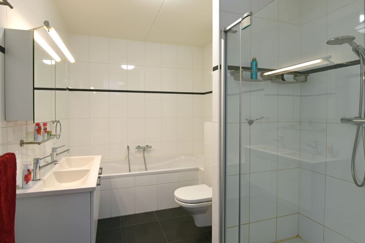 Foto 11 van Langestraat 12-A