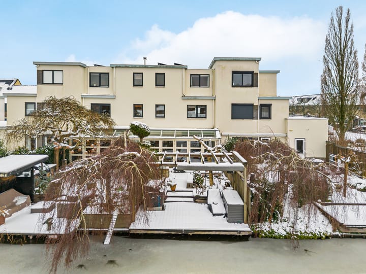 Foto 2 van Ruth Firststraat 3