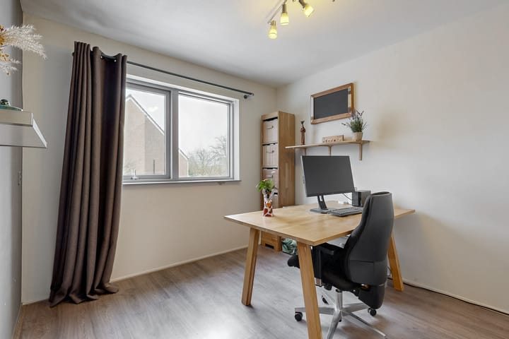 Foto 16 van Ruth Firststraat 3