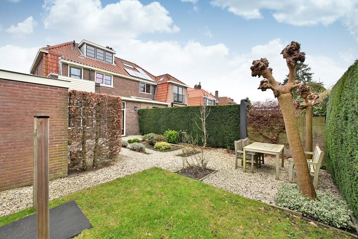 Foto 22 van Brederodelaan 11