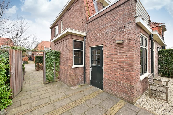 Foto 23 van Brederodelaan 11