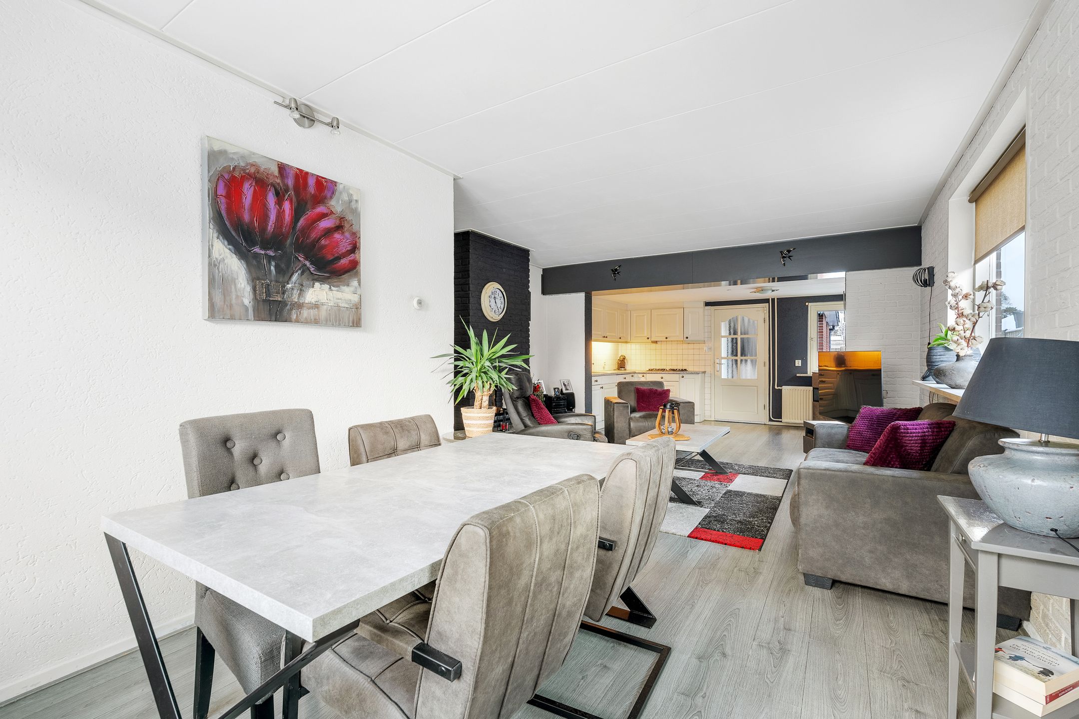 Photo 6 of van Limburg Stirumstraat 26