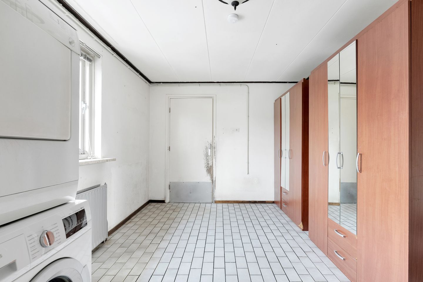 Photo 14 of van Limburg Stirumstraat 26