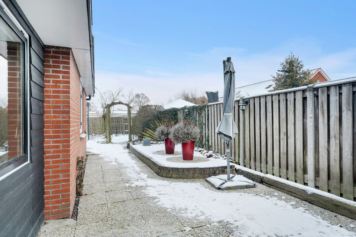 Photo 25 of van Limburg Stirumstraat 26